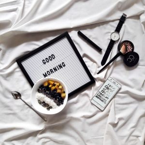 breakfast, morning, healthy, minimalist, phone, bed, makeup, food, smoothie, instagram, girls, cosmetics, clock, breakfast, minimalist, minimalist, bed, bed, makeup, makeup, makeup, makeup, smoothie, instagram, instagram, instagram, instagram, instagram, cosmetics, cosmetics, clock, clock