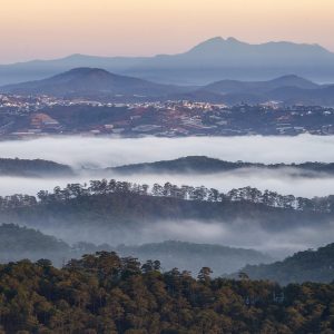 mountains, fog, forest, full hd wallpaper, sunset, trees, free background, mac wallpaper, 4k wallpaper, evening, background, beautiful wallpaper, 4k wallpaper 1920x1080, free wallpaper, desktop backgrounds, hd wallpaper, wallpaper hd, nature, windows wallpaper, cool backgrounds, laptop wallpaper, wallpaper 4k, landscape
