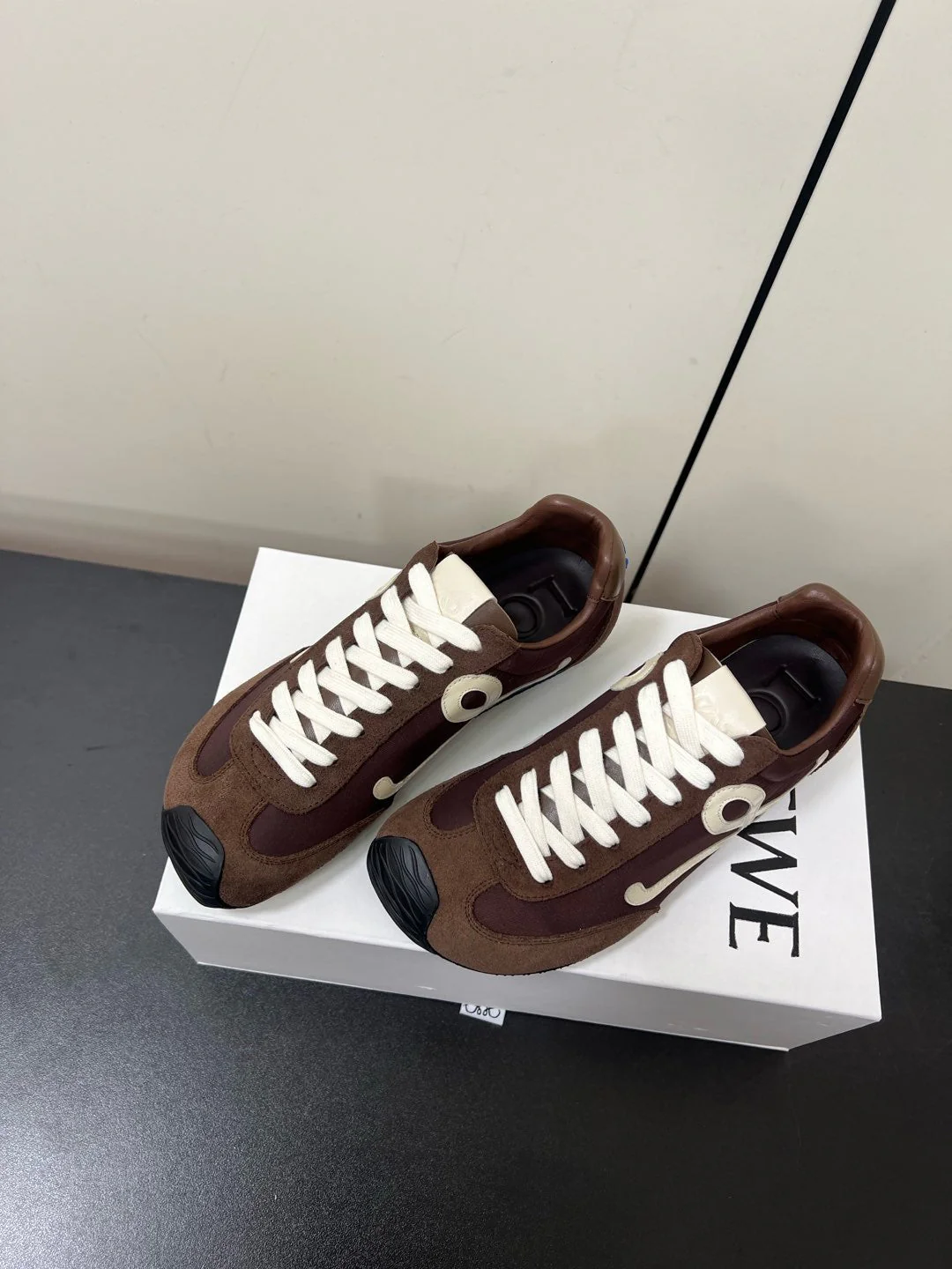 Loewe Ballet Runner 2.0 Sneaker Brown Nylon Sheepskin - Image 2