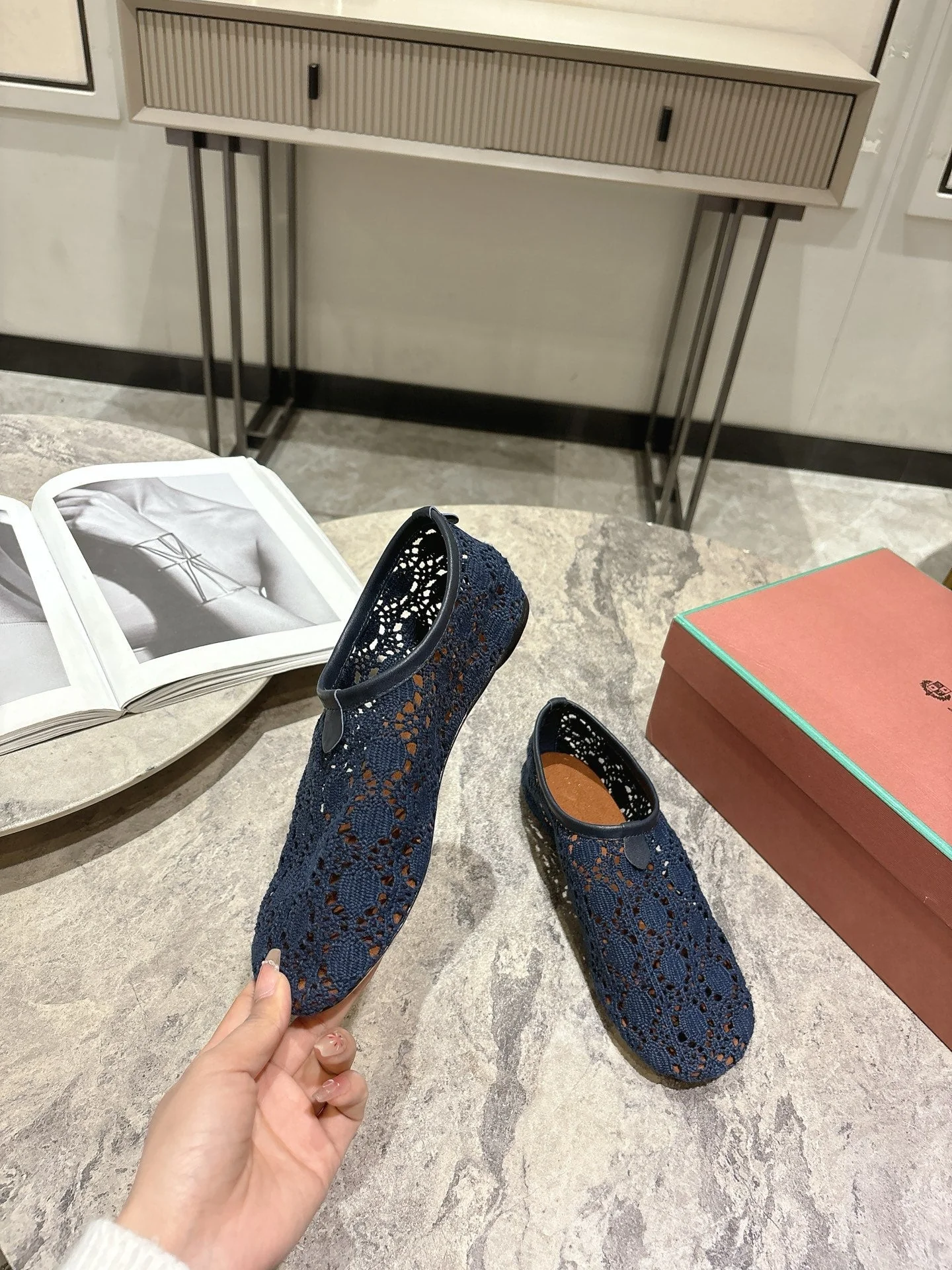 LP hollow knit ballet flats dark blue fabric 379029 - Image 6