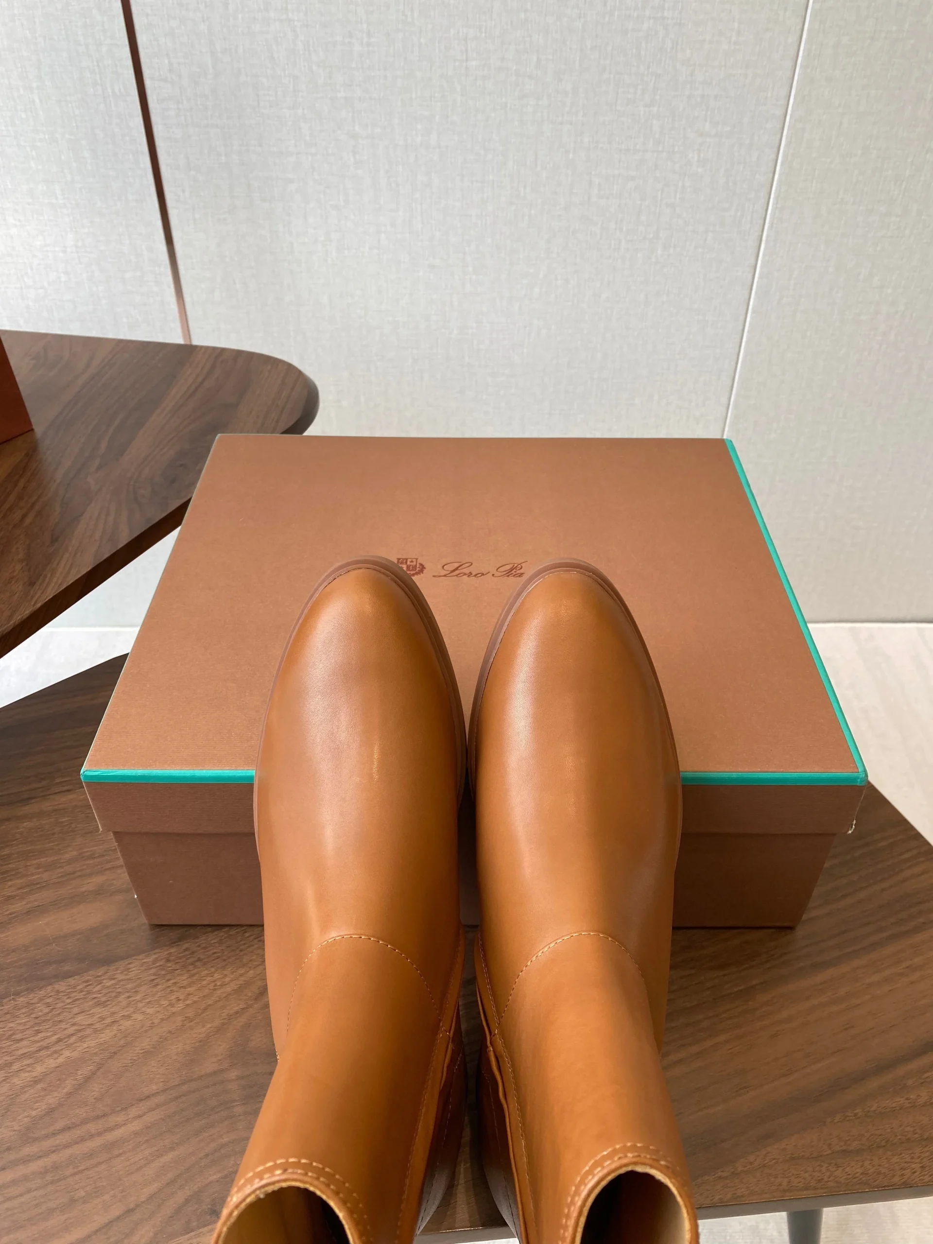 LP latest short boots  brown calfskin 388108 - Image 2