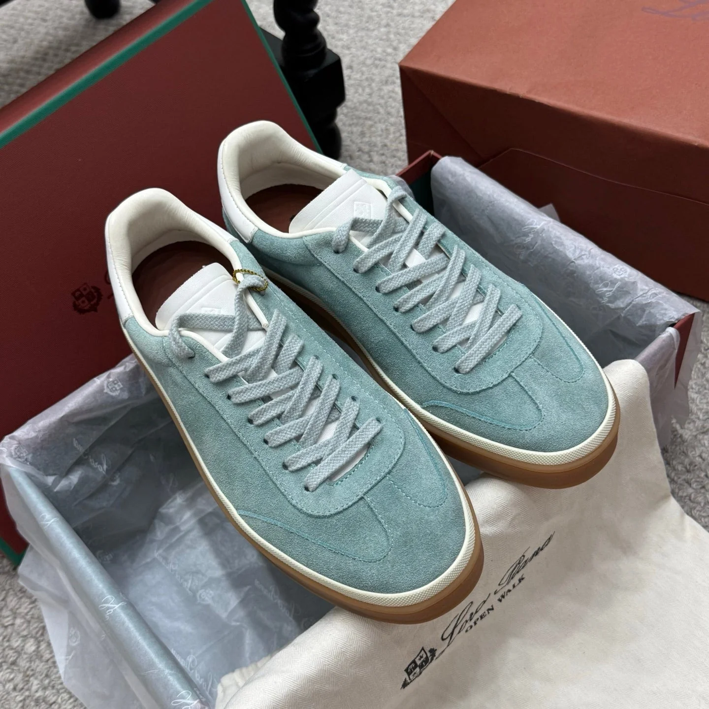 LP sneaker unisex style light aqua  sheepskin mix suede 384720