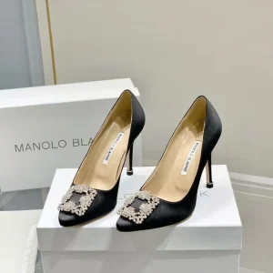 Manolo Diamond Buckle Pumps 10cm black  Silk