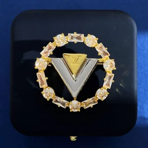 LV Brooch Gold 198612
