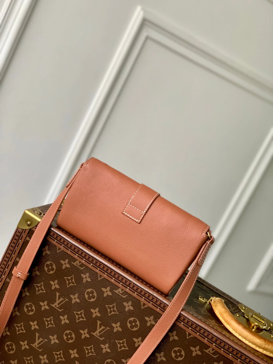 LV Lock Bag Brown Gold Calfskin 240869 - Image 6