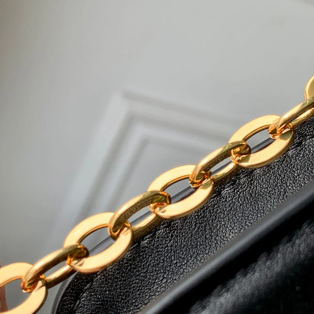 Wallet On Chain LV Bloom 20cm Black Calfskin 250365 - Image 2