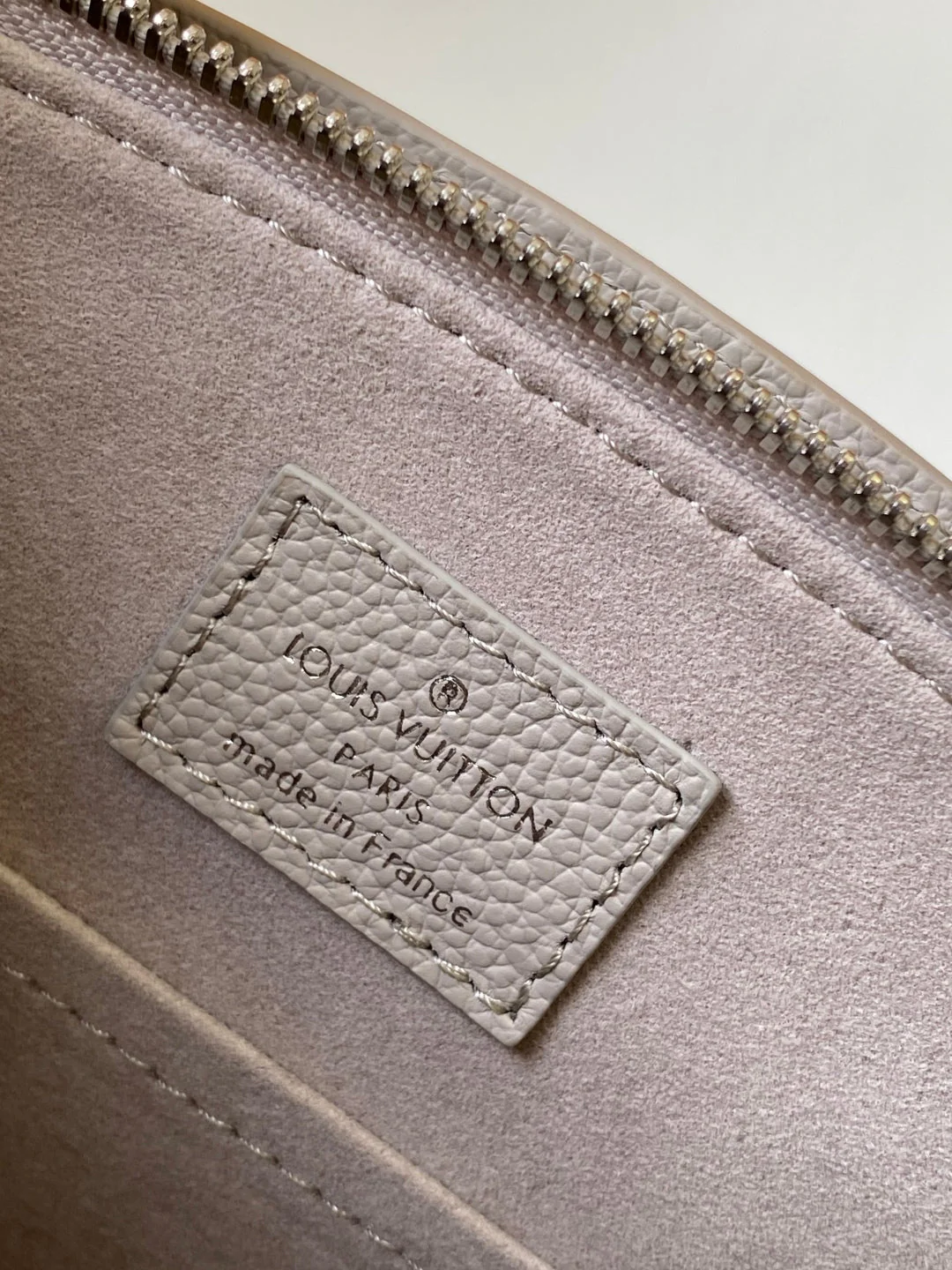 LV Petit Palais Bag Gray Cowhide 251695 - Image 9