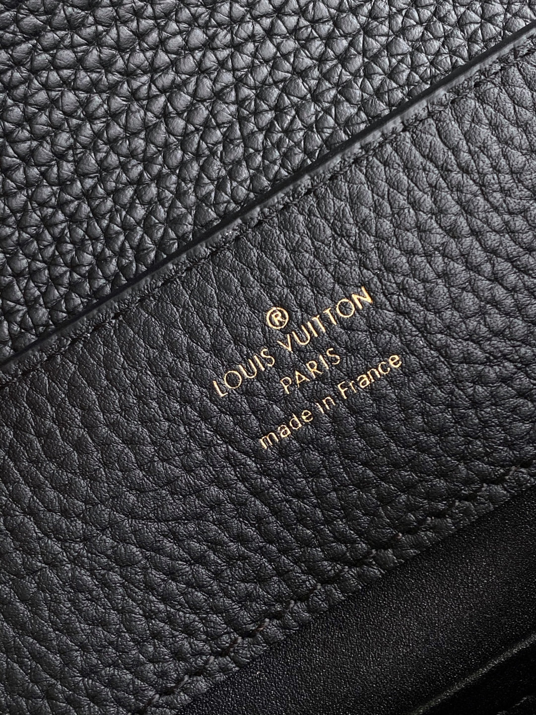 LV Capucines Bag Black Taurillon Cowhide Leather 252598 - Image 5