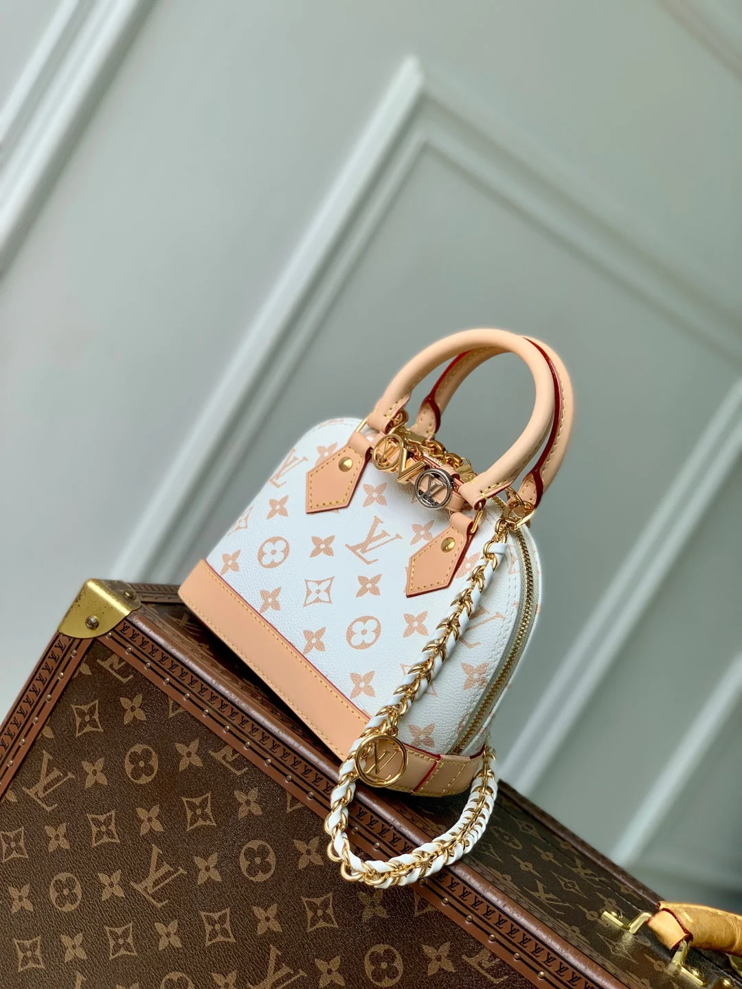 LV Alma Monogram Bag 19.5cm White Beige Leather Canvas 337567 - Image 6