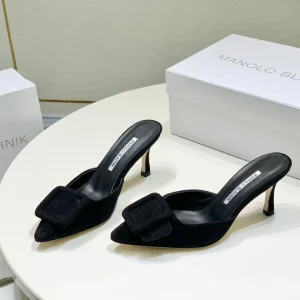 Manolo Mules 7cm Black Suede Leather Bottom 451190