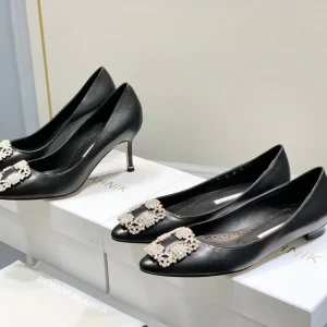 Manolo Snowflake Buckle Pumps Black Cowhide 204508