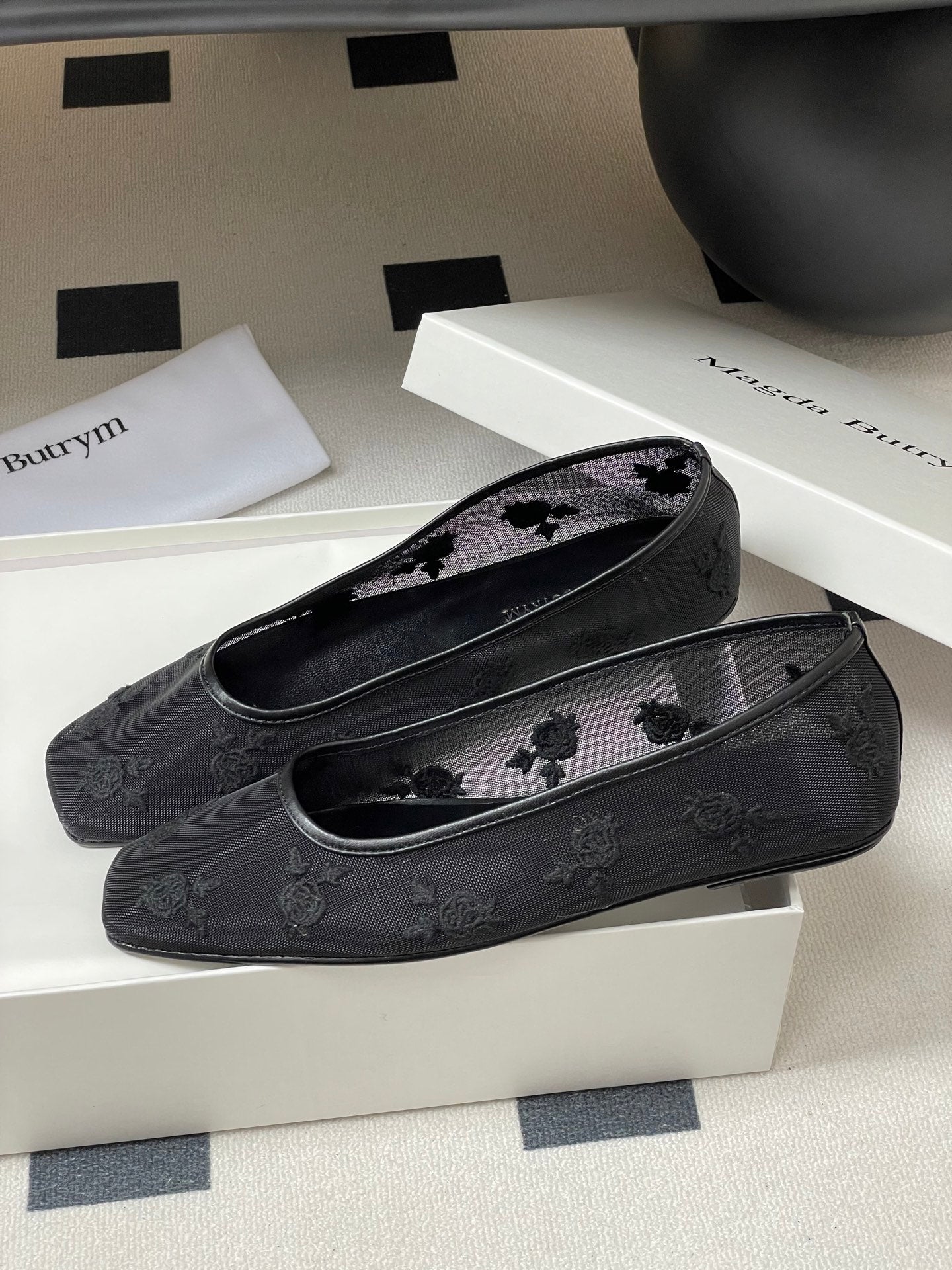 Manolo 25 Ballet Flats Black Mesh Fabric 319742 - Image 2