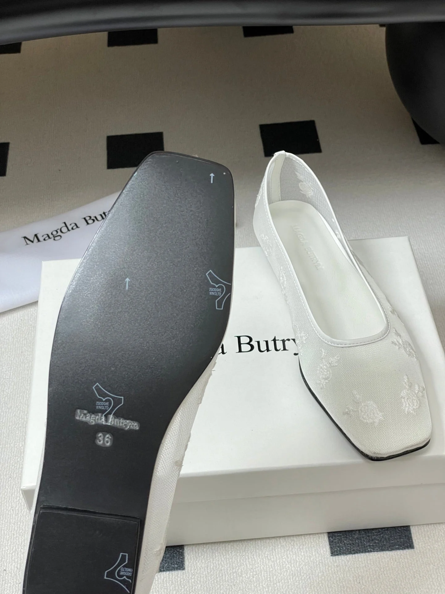 Manolo 25 Ballet Flats White Mesh Fabric 319741 - Image 7