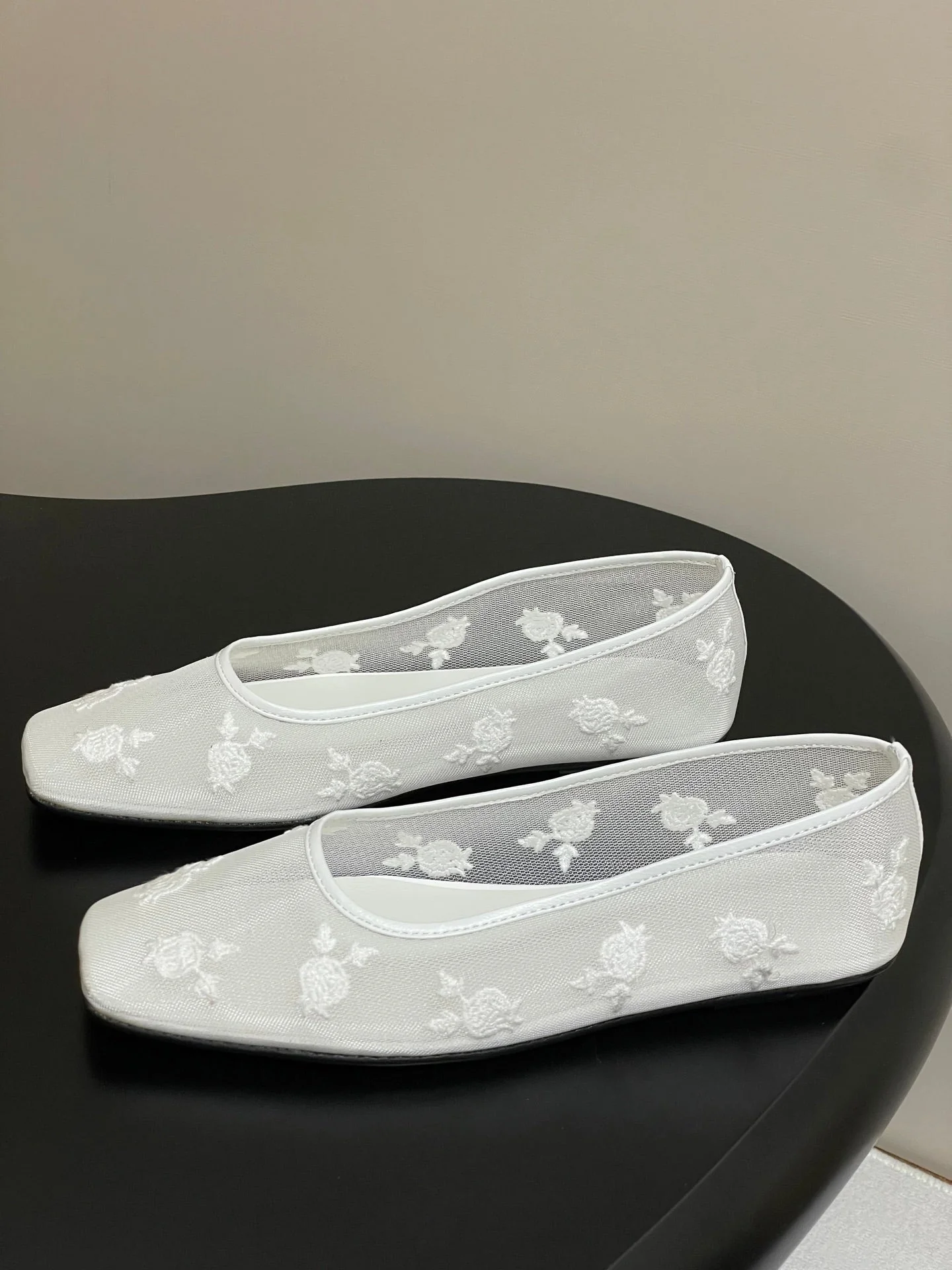 Manolo 25 Ballet Flats White Mesh Fabric 319741 - Image 9