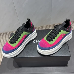 Chanel 25 Sneaker Multicolor Suede 540302