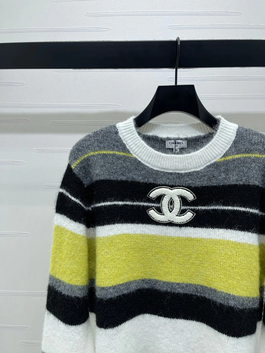 Chanel 2025 Striped Pullover Long-sleeved Sweater Yellow Wool Cashmere 319606 - Image 6
