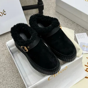 Chloe Nama Shearling-Lined Mule Black Suede 523135