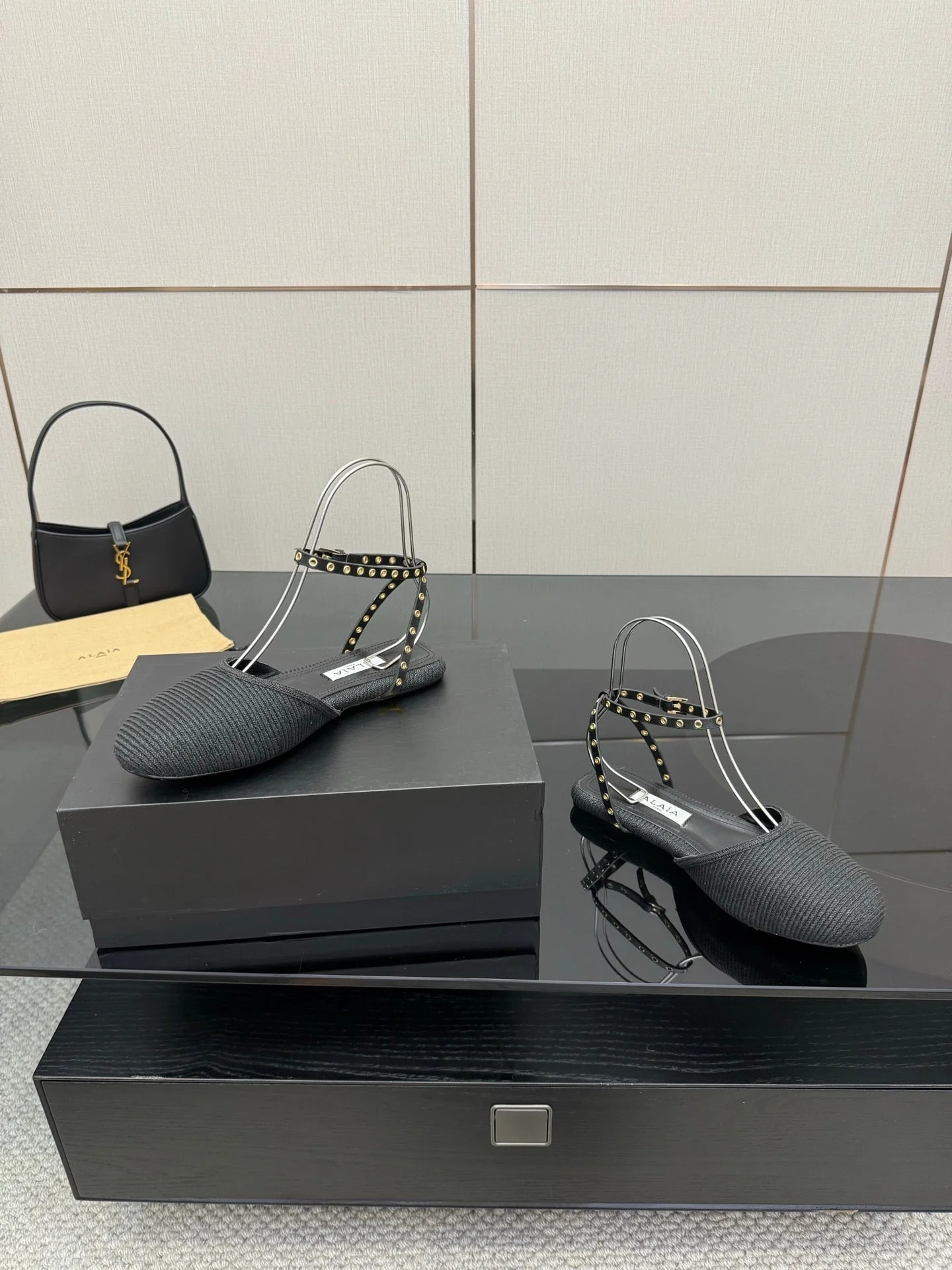 ALAIA flat slippers black sheepskin 389628 - Image 3