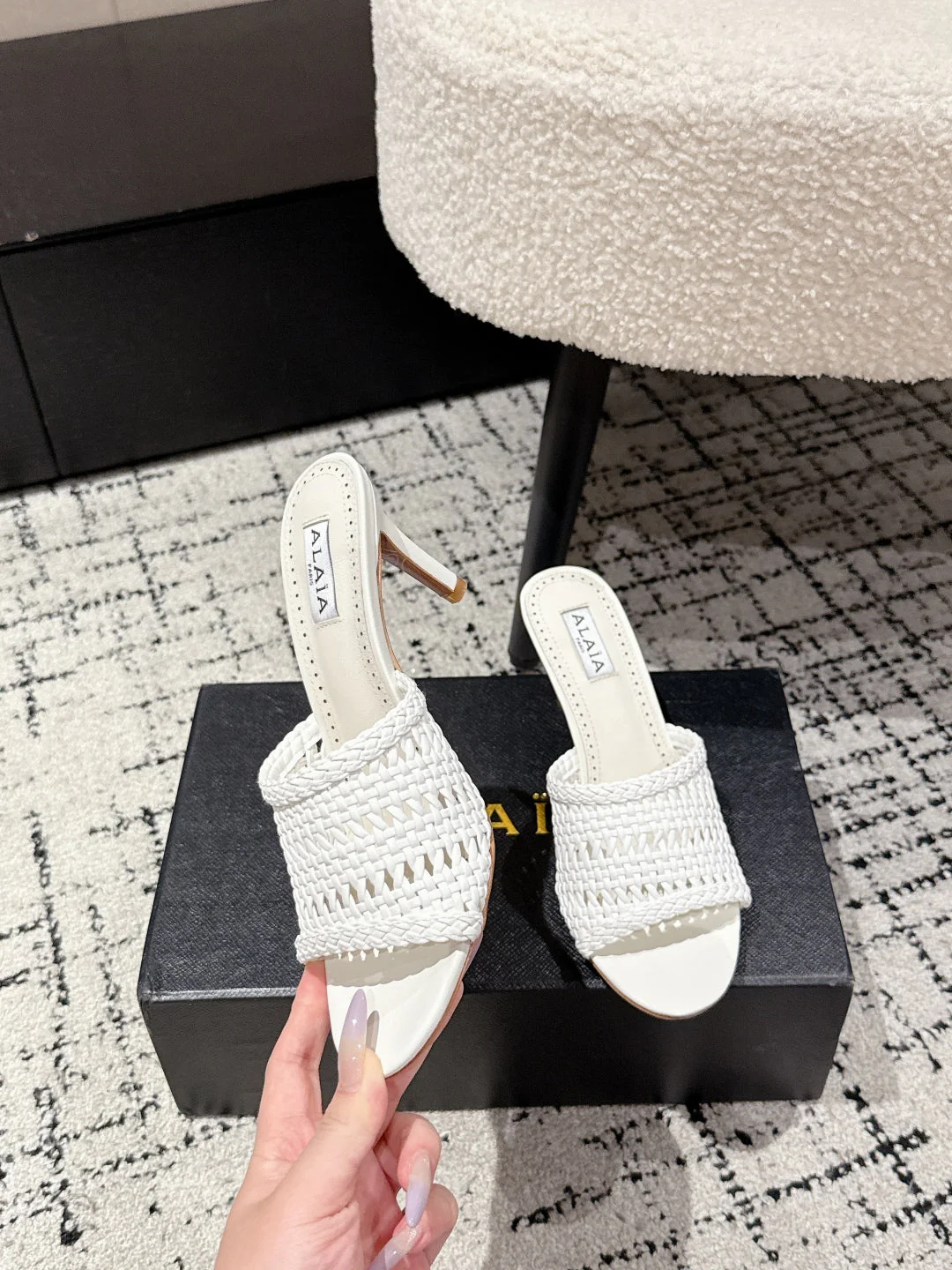 ALAIA  Muller high-heeled white woven leather - Image 8