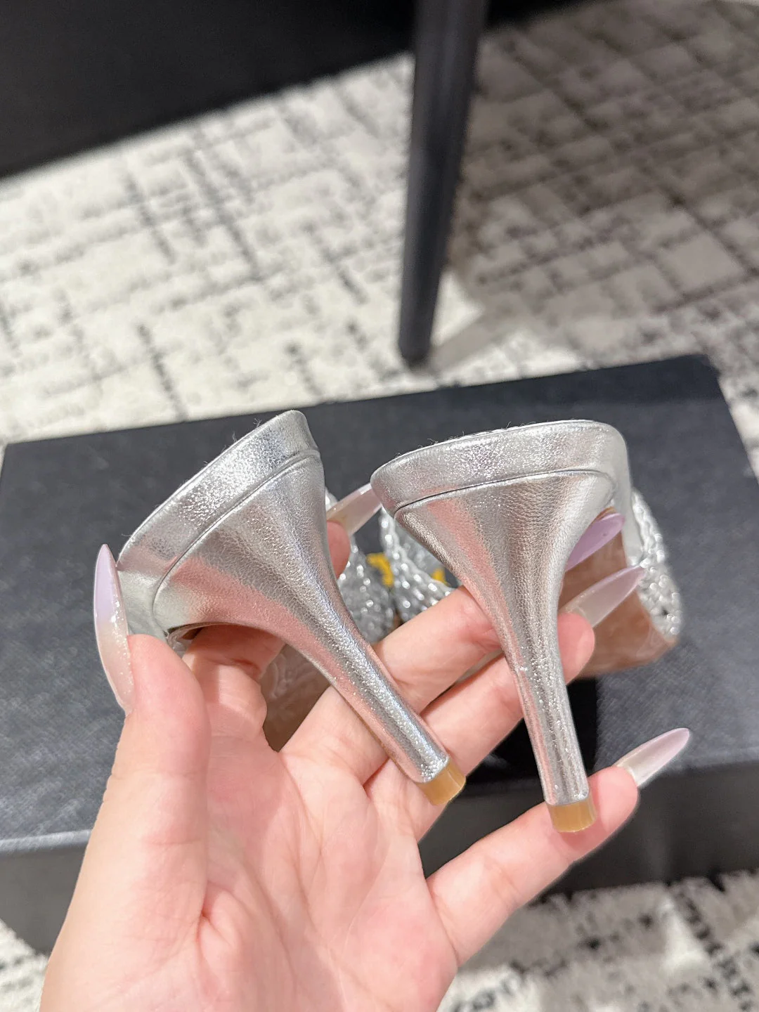 ALAIA  Muller high-heeled metallic sliver woven leather - Image 5