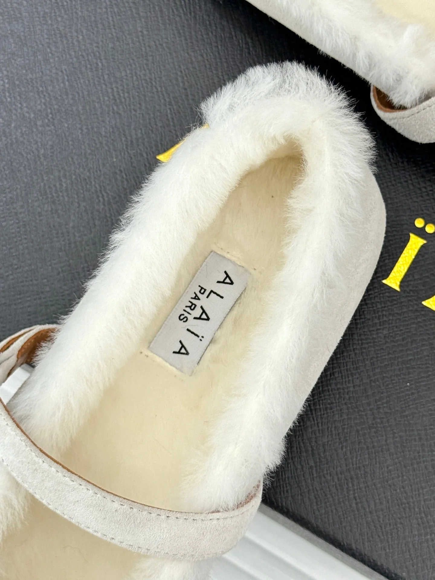 Alaia 25WF Mary Jane white suede wool 472221 - Image 9