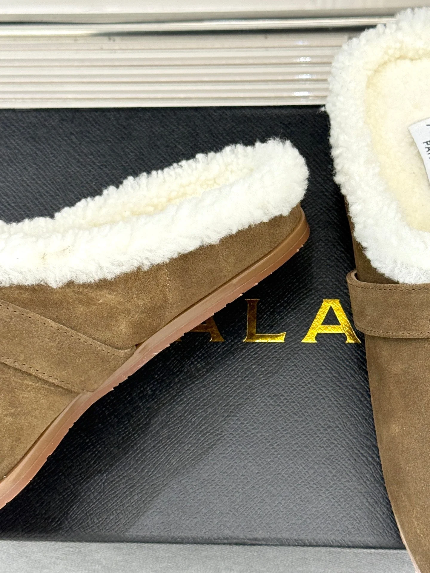 Alaia 25WF slippers belt buckle khaki brown suede wool 472227 - Image 4