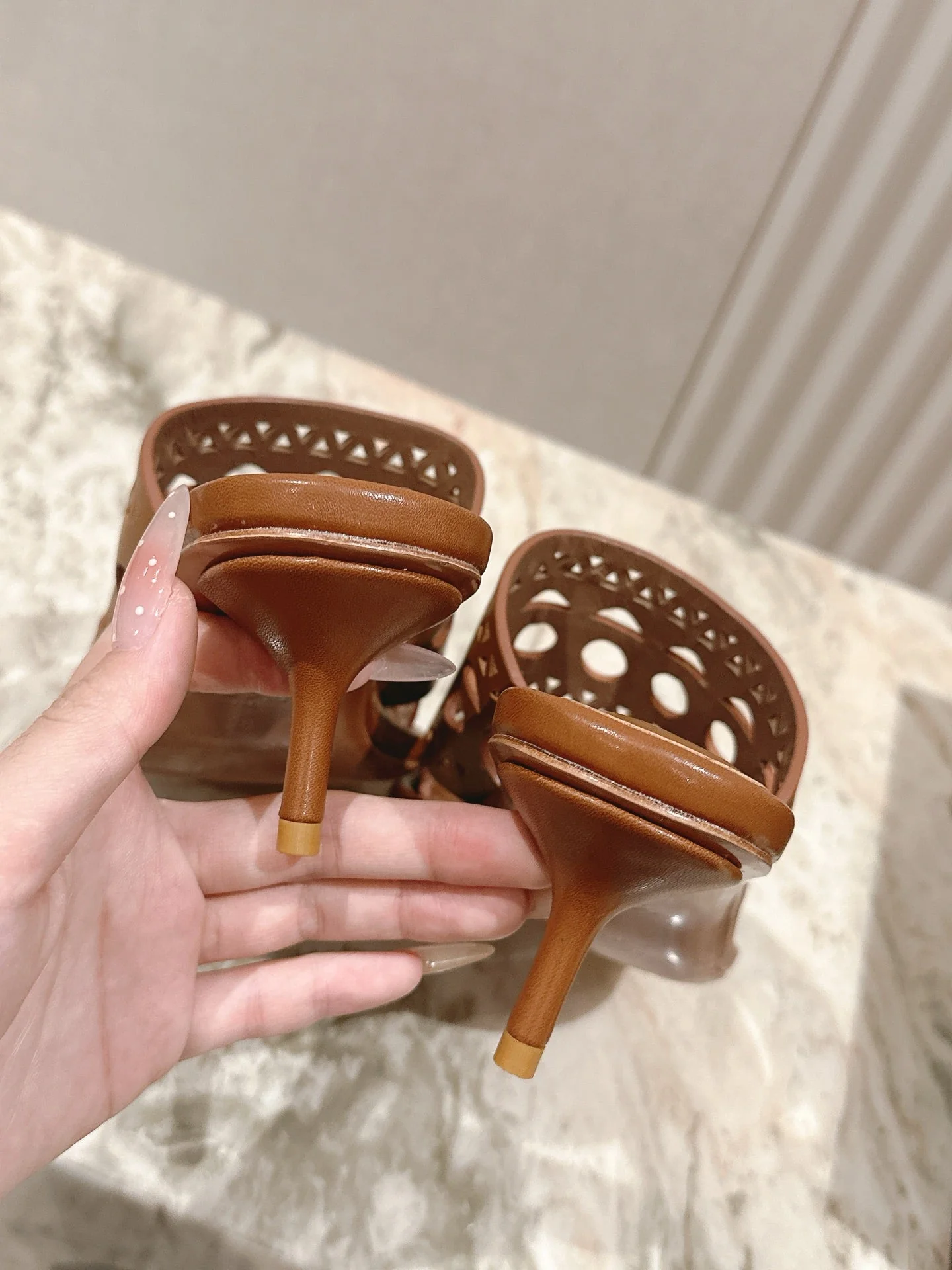 Alaia 2025 Vienne Cutout Kitten-Heel Slide Sandals Brown Leather 293649 - Image 8