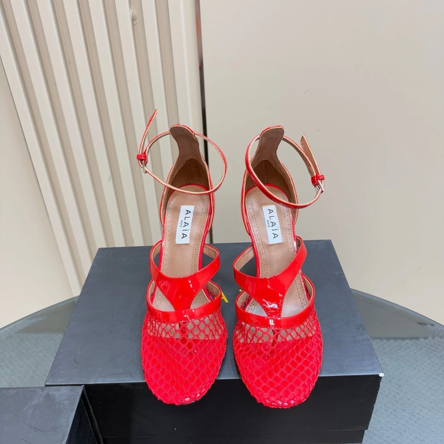 Alaia Fishnet Thong Heels Sandals Red Lambskin 299660 - Image 4