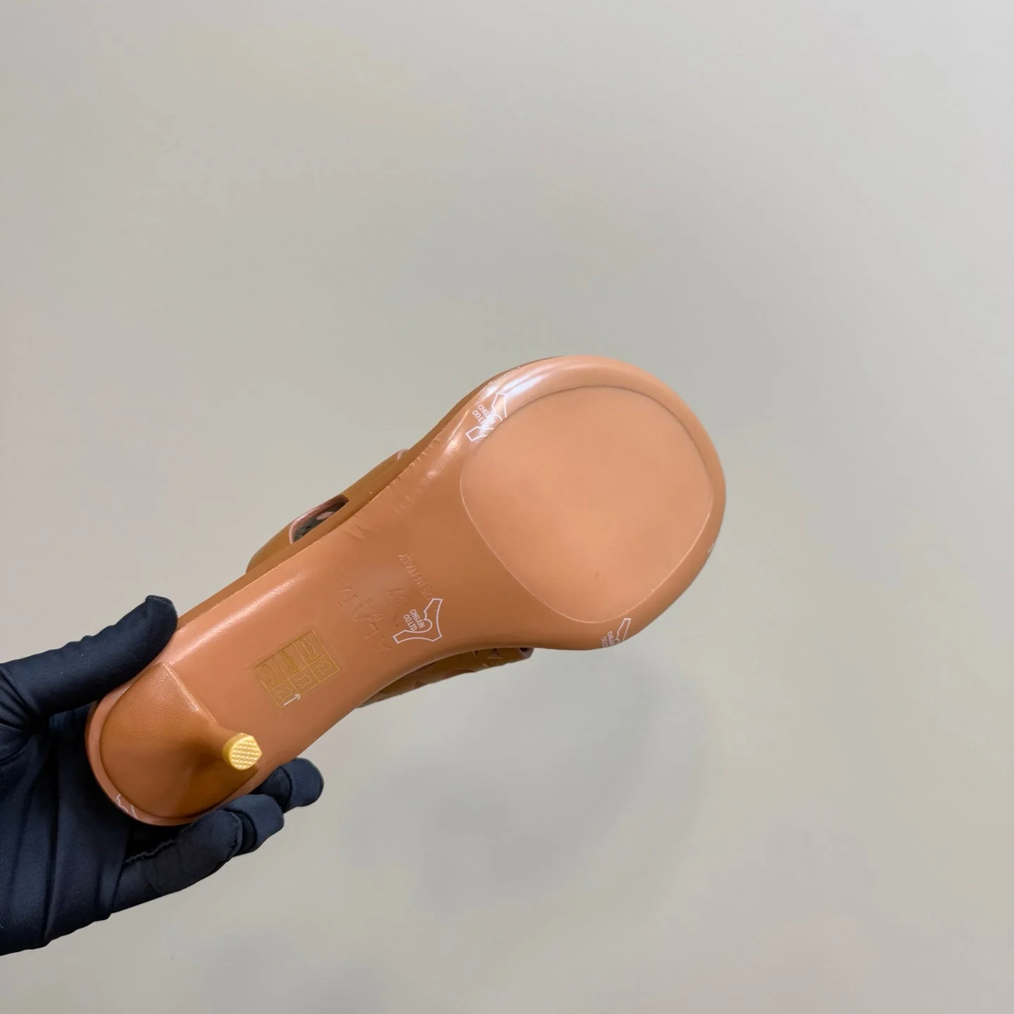 Alaia Vienne Cutout Kitten-Heel Slide Sandals Brown Sheepskin 299662 - Image 6