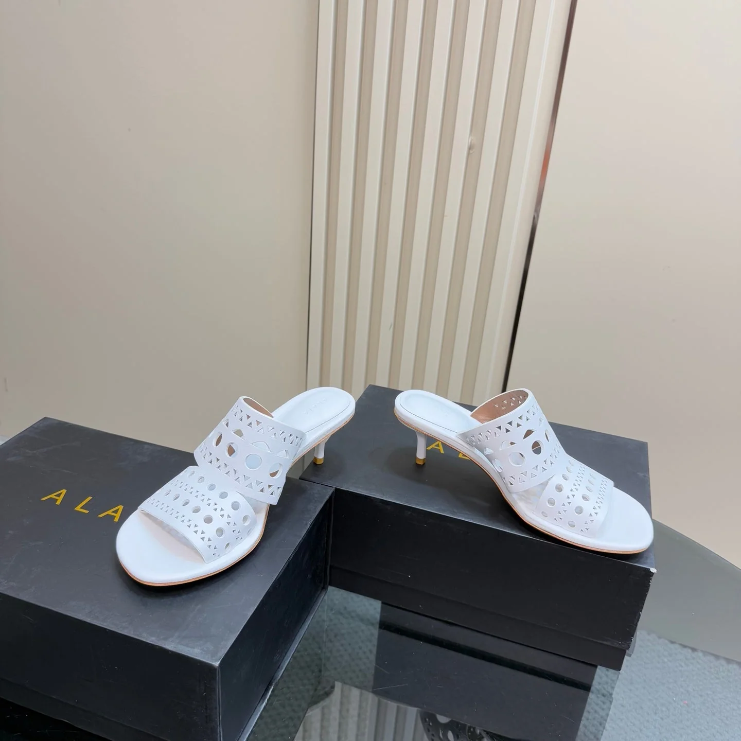 Alaia Vienne Cutout Kitten-Heel Slide Sandals White Sheepskin 299663 - Image 7