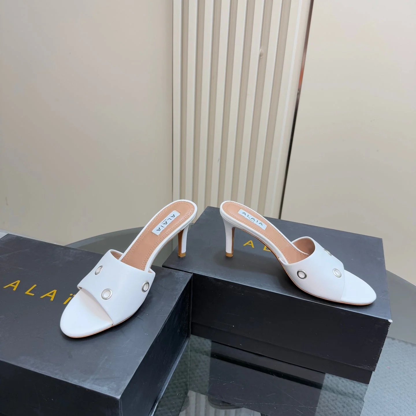 Alaia 2025 Oeillets Embellished Leather Sandals White Lambskin 299667 - Image 8