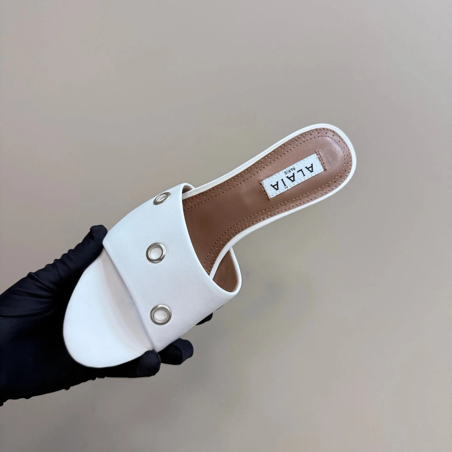 Alaia 2025 Oeillets Embellished Leather Sandals White Lambskin 299667 - Image 5