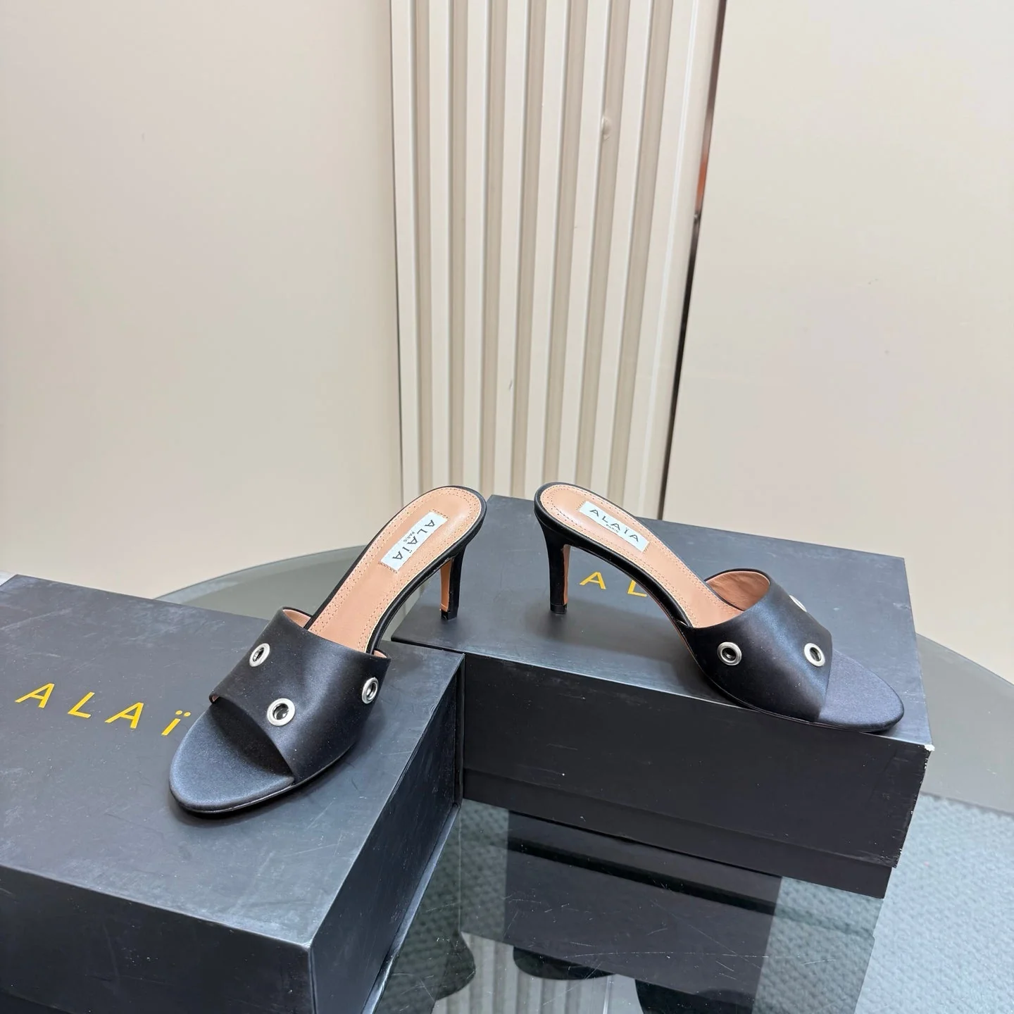 Alaia 2025 Oeillets Embellished Leather Sandals Black Lambskin 299669 - Image 7