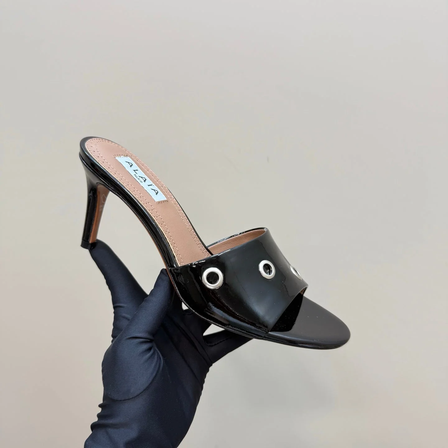 Alaia 2025 Oeillets Embellished Leather Sandals Glossy Black Lambskin 299668 - Image 6