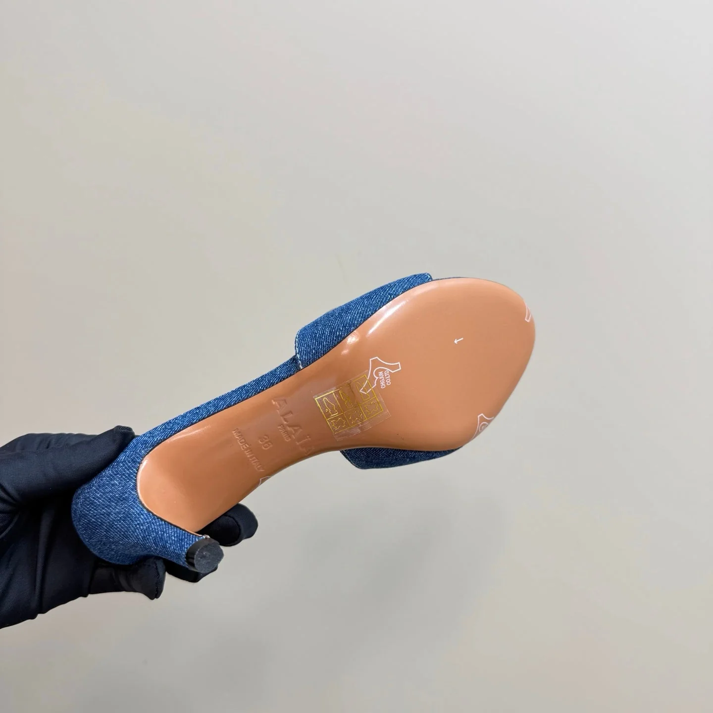 Alaia 2025 Oeillets Embellished Leather Sandals Denim Lambskin 299670 - Image 7