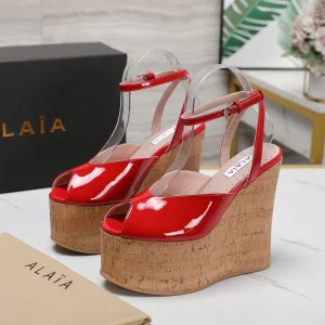 ALAIA WEDGE SANDAL IN CRIMSON RED GLOSSY CALFSKIN AND BEIGE RUBBER