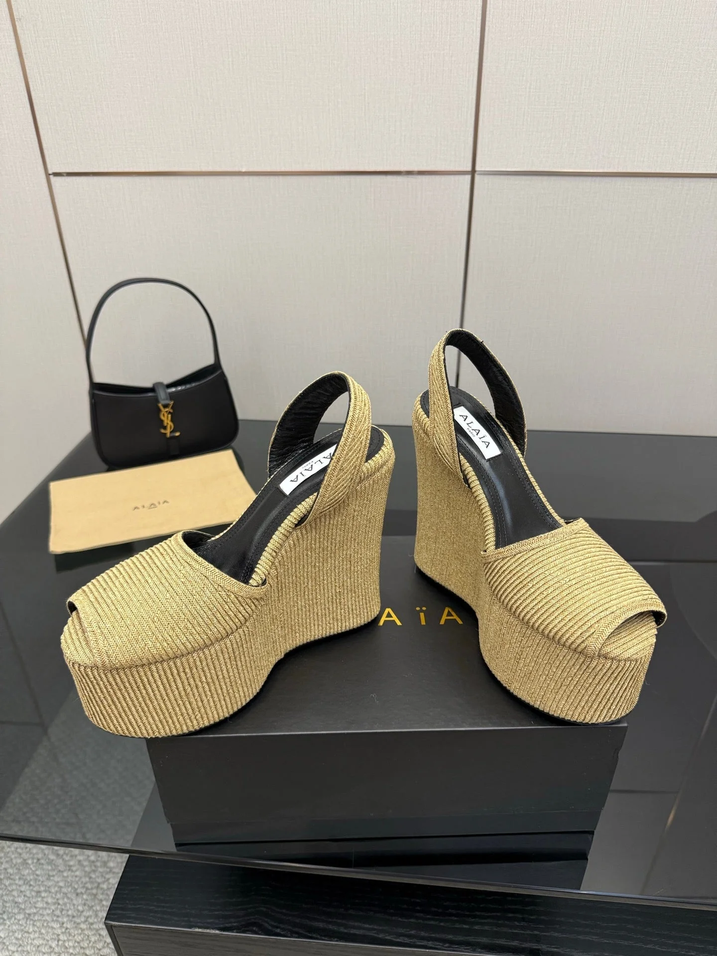 ALAIA platform sandal golden beige sheepskin 389630 - Image 8