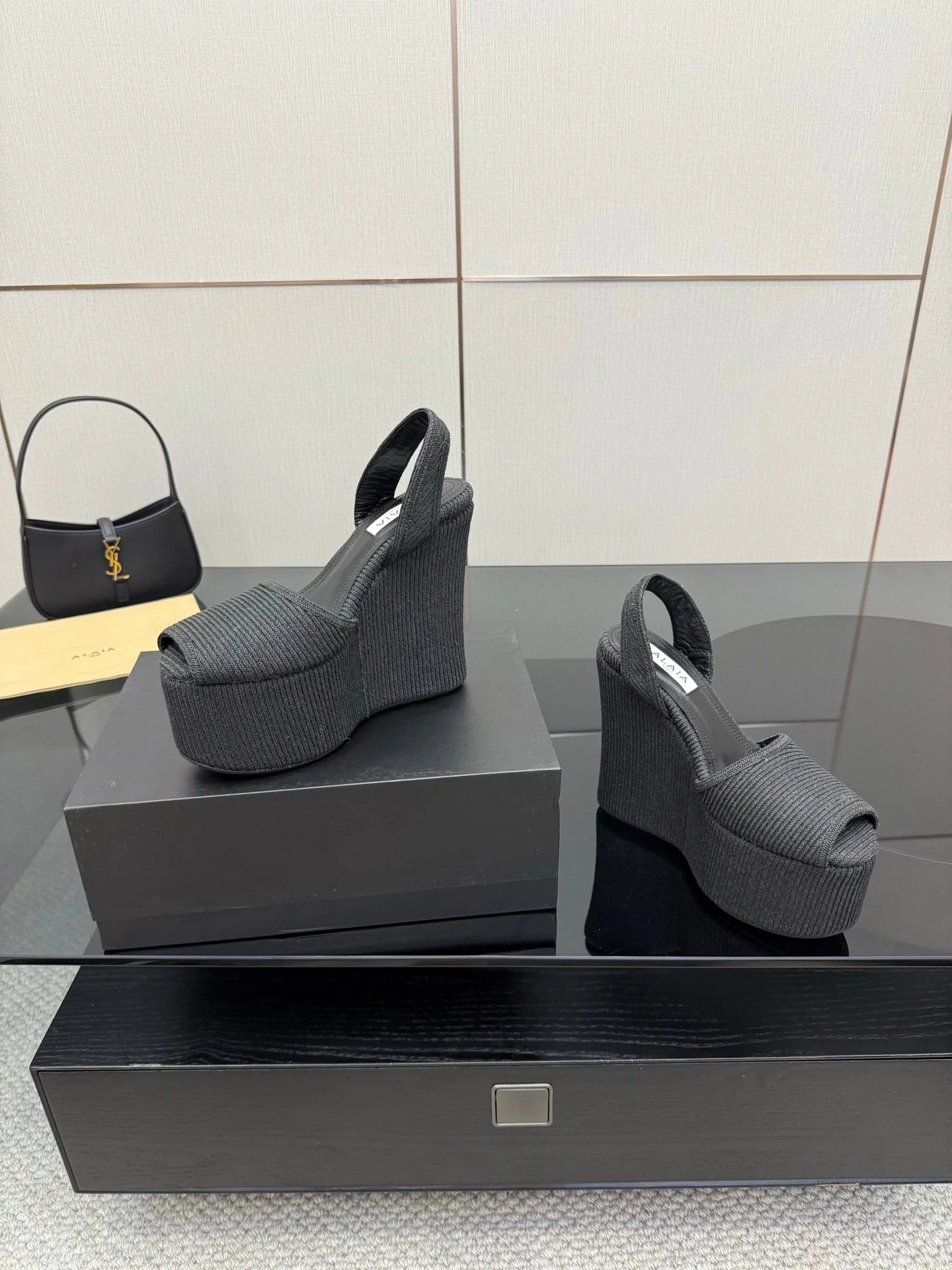 ALAIA platform sandal black sheepskin 389631 - Image 4