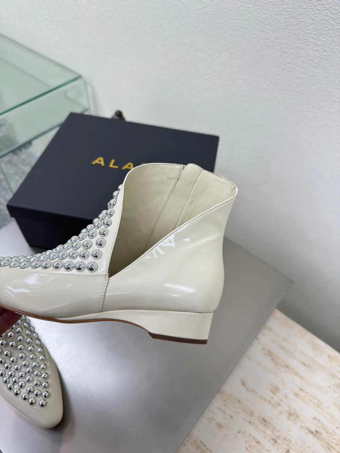 ALAIA Rivet ankle boots ivory cowhide leather 471092 - Image 2