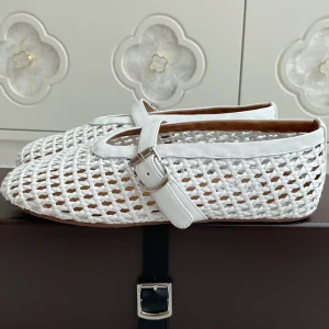 Alaia Women's Ballet Flat White Lambskin 291054