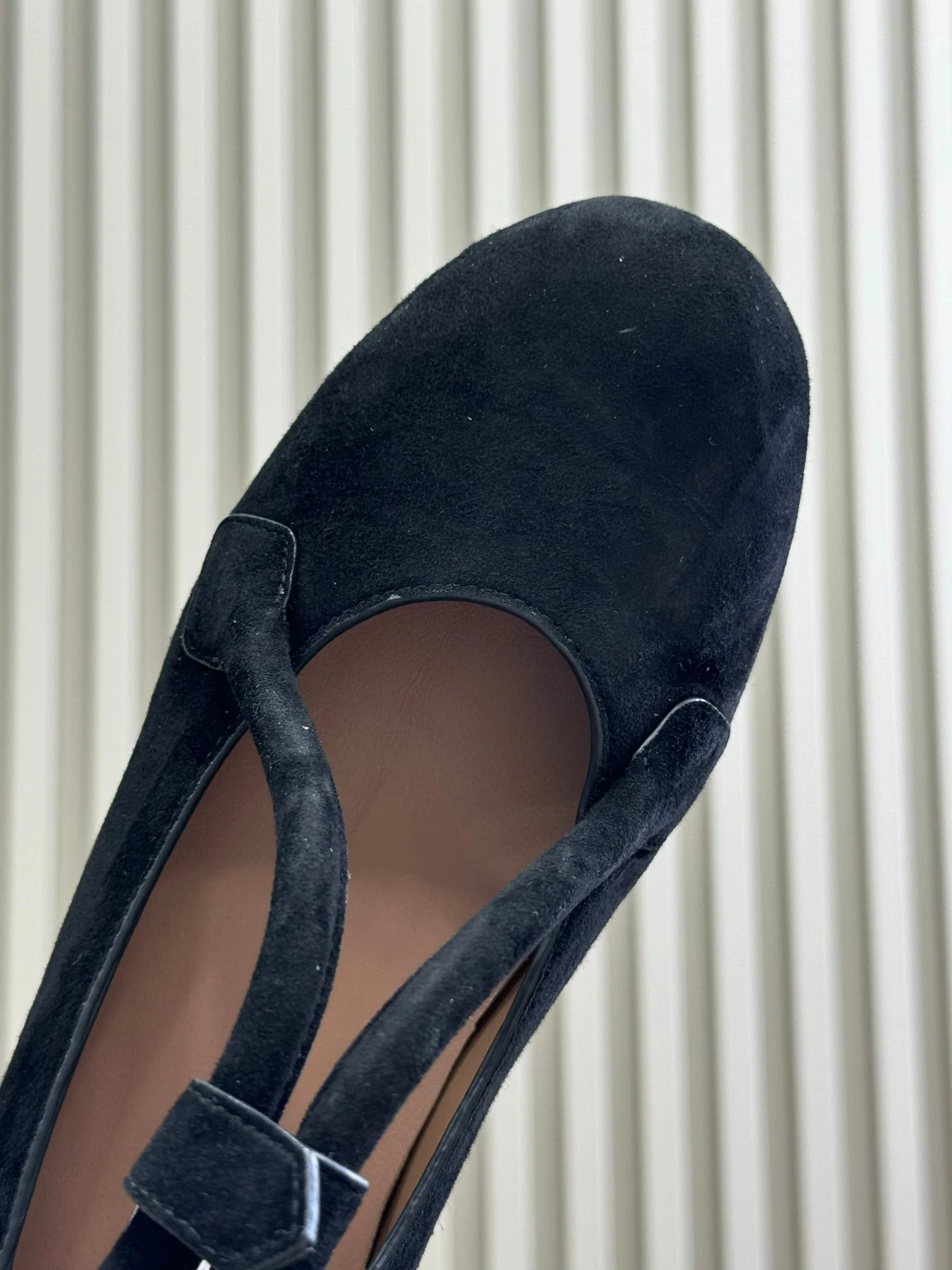 ALAIA  Le Teckel  Ballet Flats Black Suede 468729 - Image 5