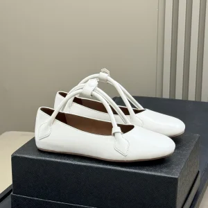 ALAIA  Le Teckel  Ballet Flats White Sheepskin 468730