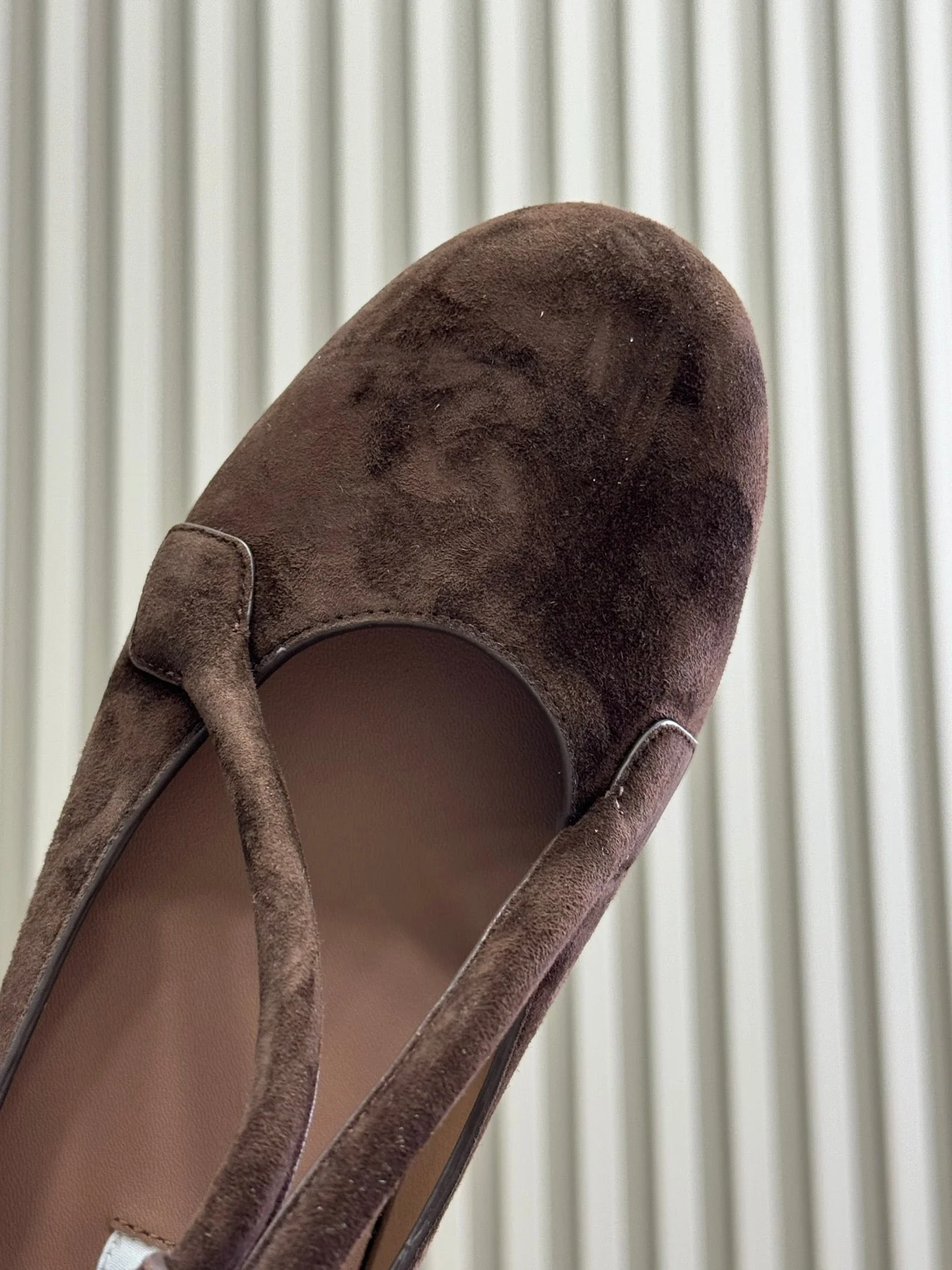 ALAIA  Le Teckel  Ballet Flats Dark Brown Suede 468728 - Image 3