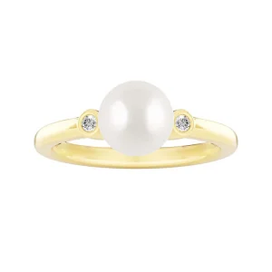 0.04ct Lab Grown Diamond Freshwater Pearl Ring in 9K Yellow Gold