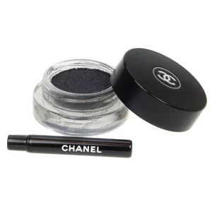 Chanel Illusion D'Ombre Velvet Matte Eyeshadow 106 Fleur De Pierre