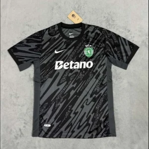 2024/2025 Sporting Lisbon Goalkeeper Kit