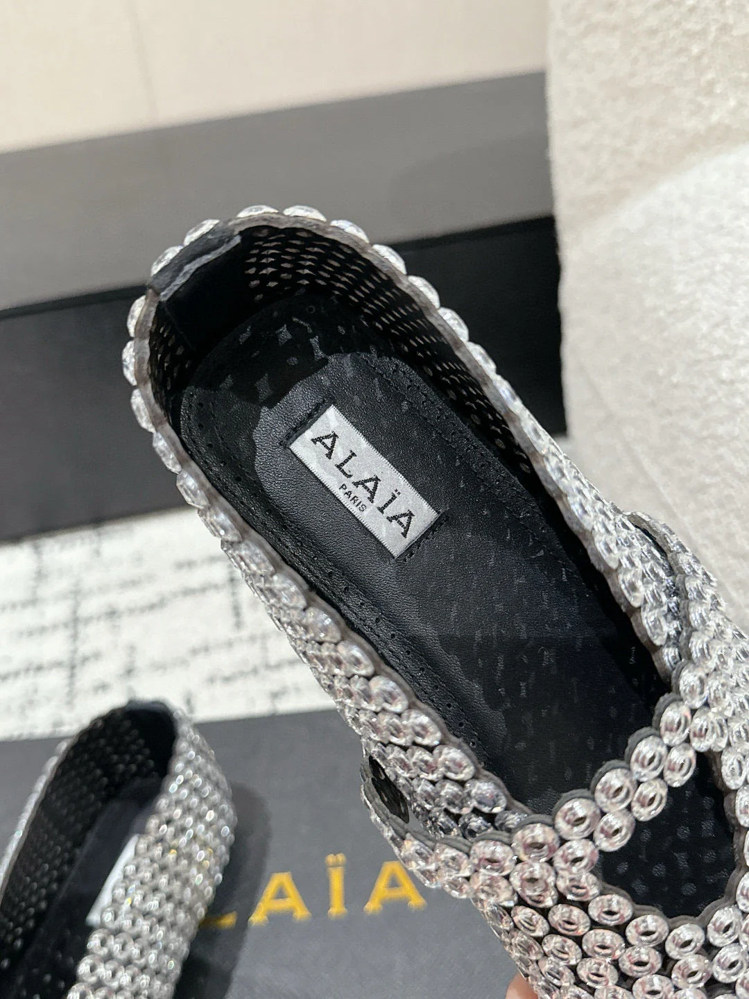 Alaia 25 Embellished Mary Jane Flats White Suede  293179 - Image 4