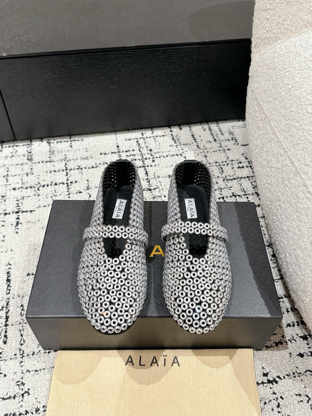 Alaia 25 Embellished Mary Jane Flats White Suede  293179 - Image 8