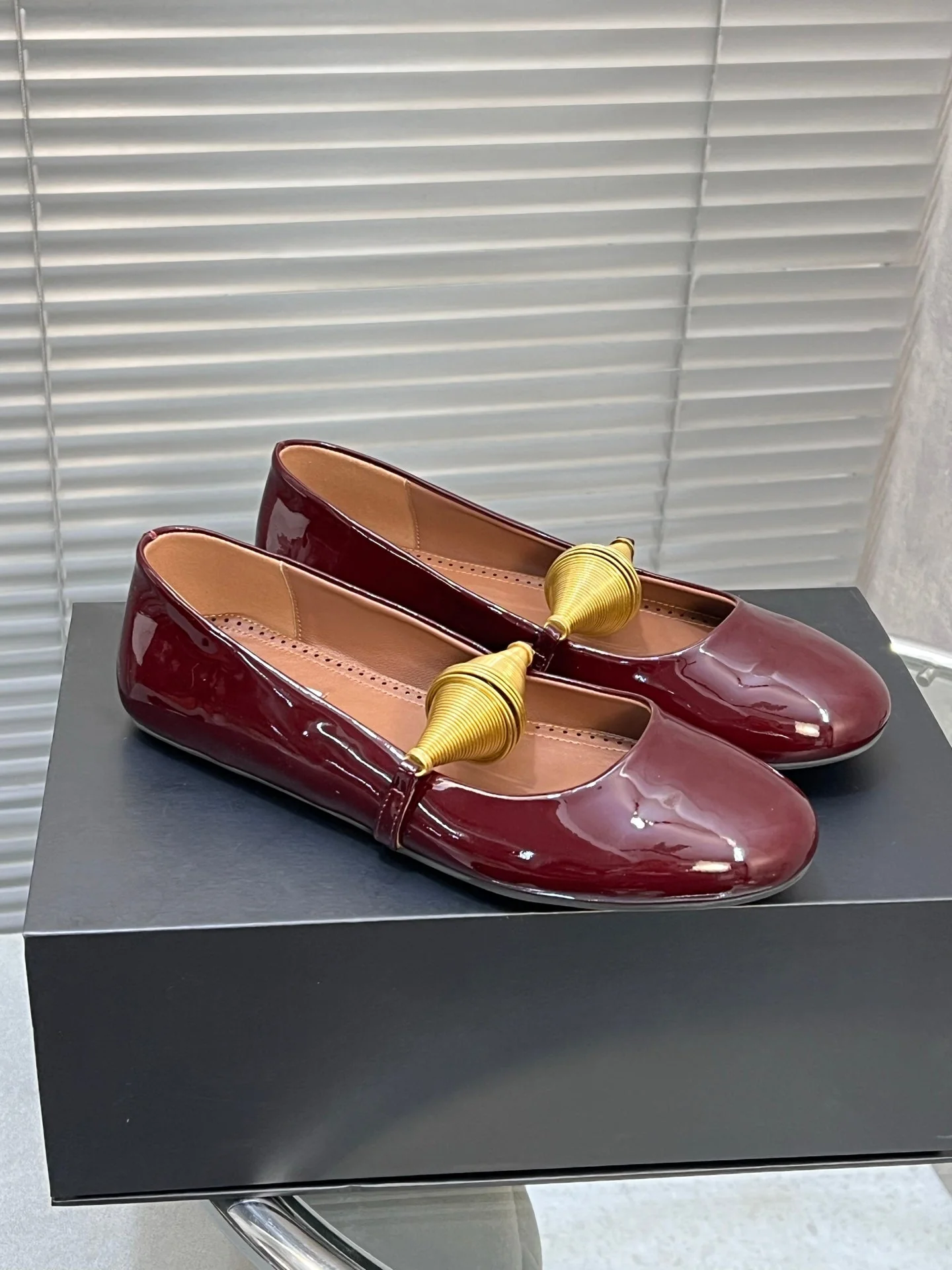 Alaia 25 Jewel Patent Leather Ballet Flats Ruby Red Lambskin 300013 - Image 3