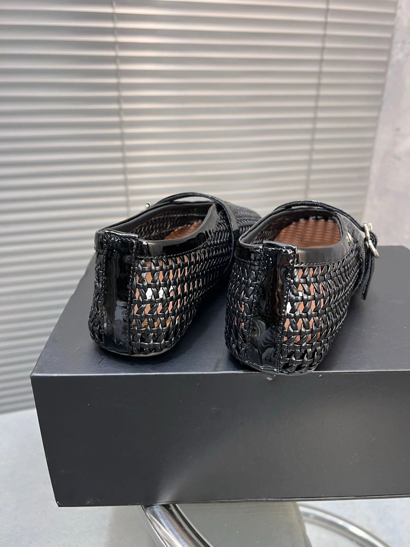 Alaia Braided Hollow Ballet Flats Black Cowhide 300041 - Image 7